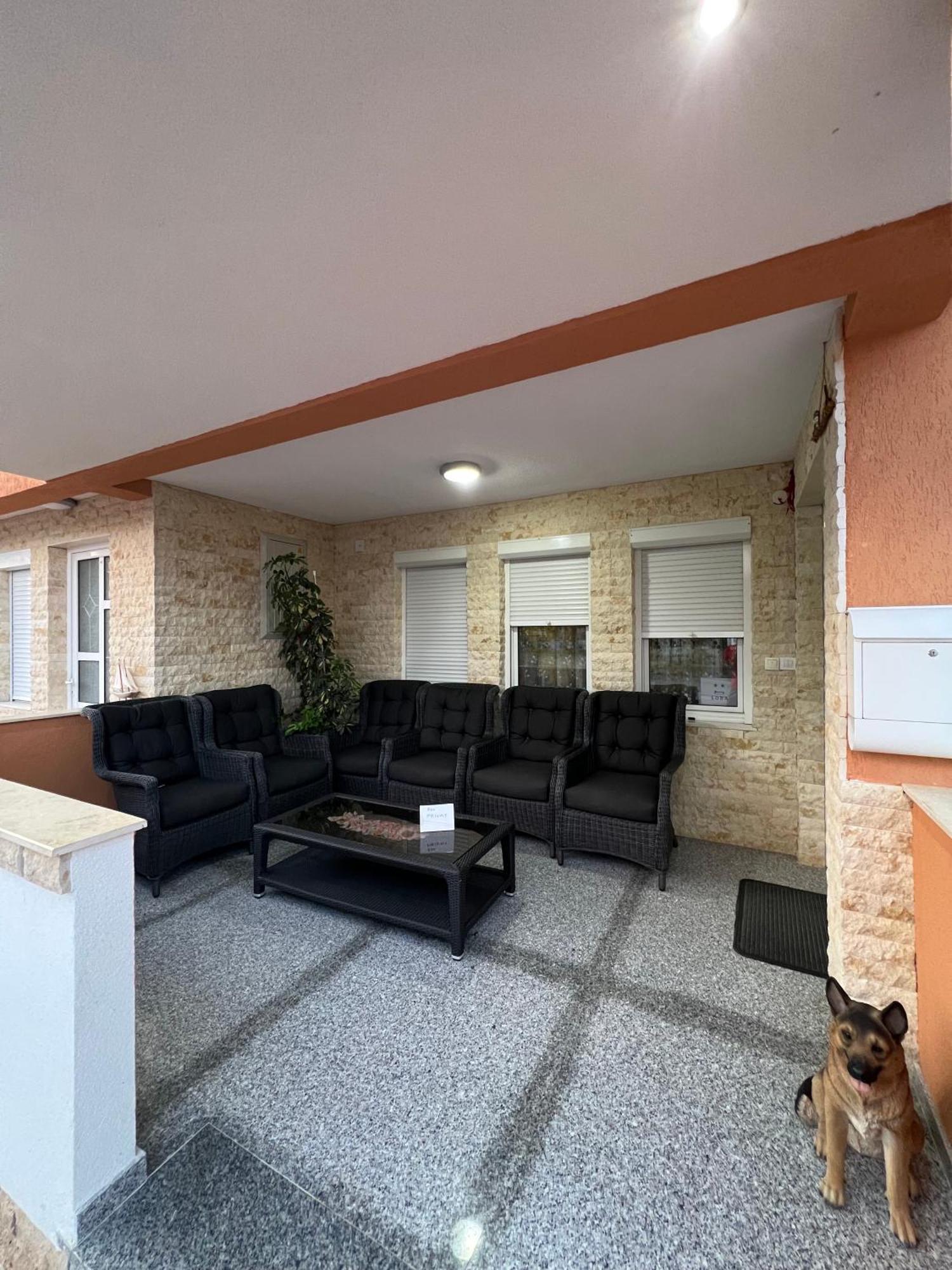 Apartments Zalli Ulcinj Exterior photo